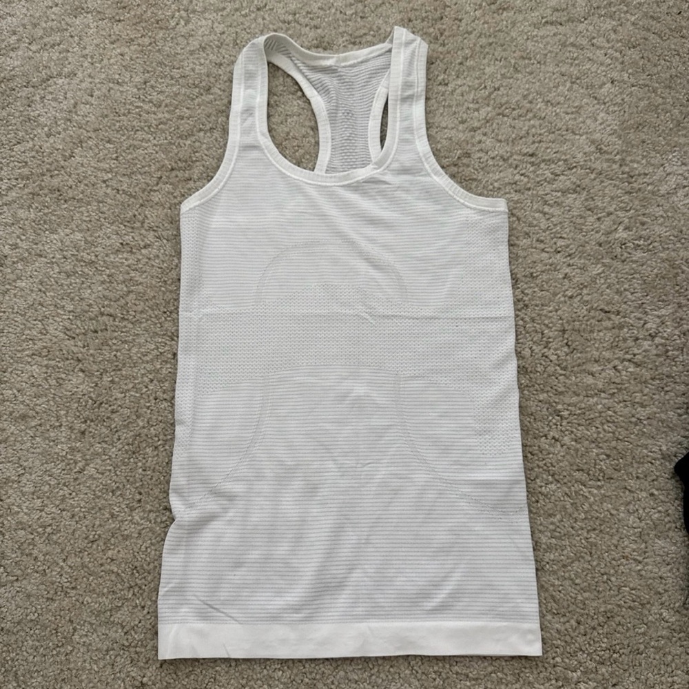 Lululemon Swiftly Tech Racerback - Picture 1 of 2